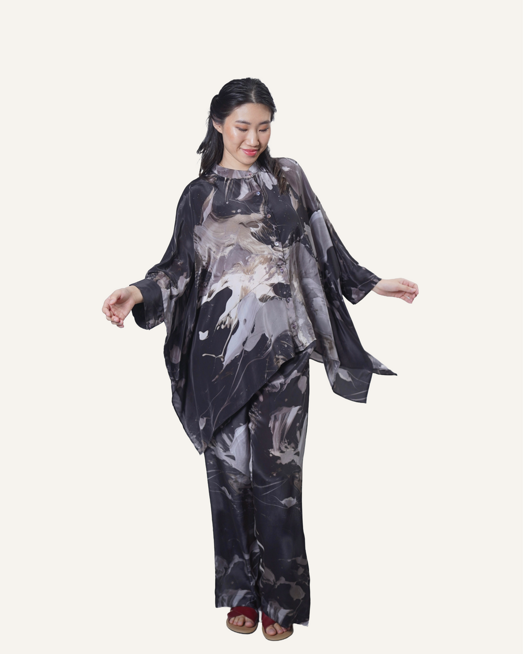 Black Grey Pollock in Crêpe de Chine