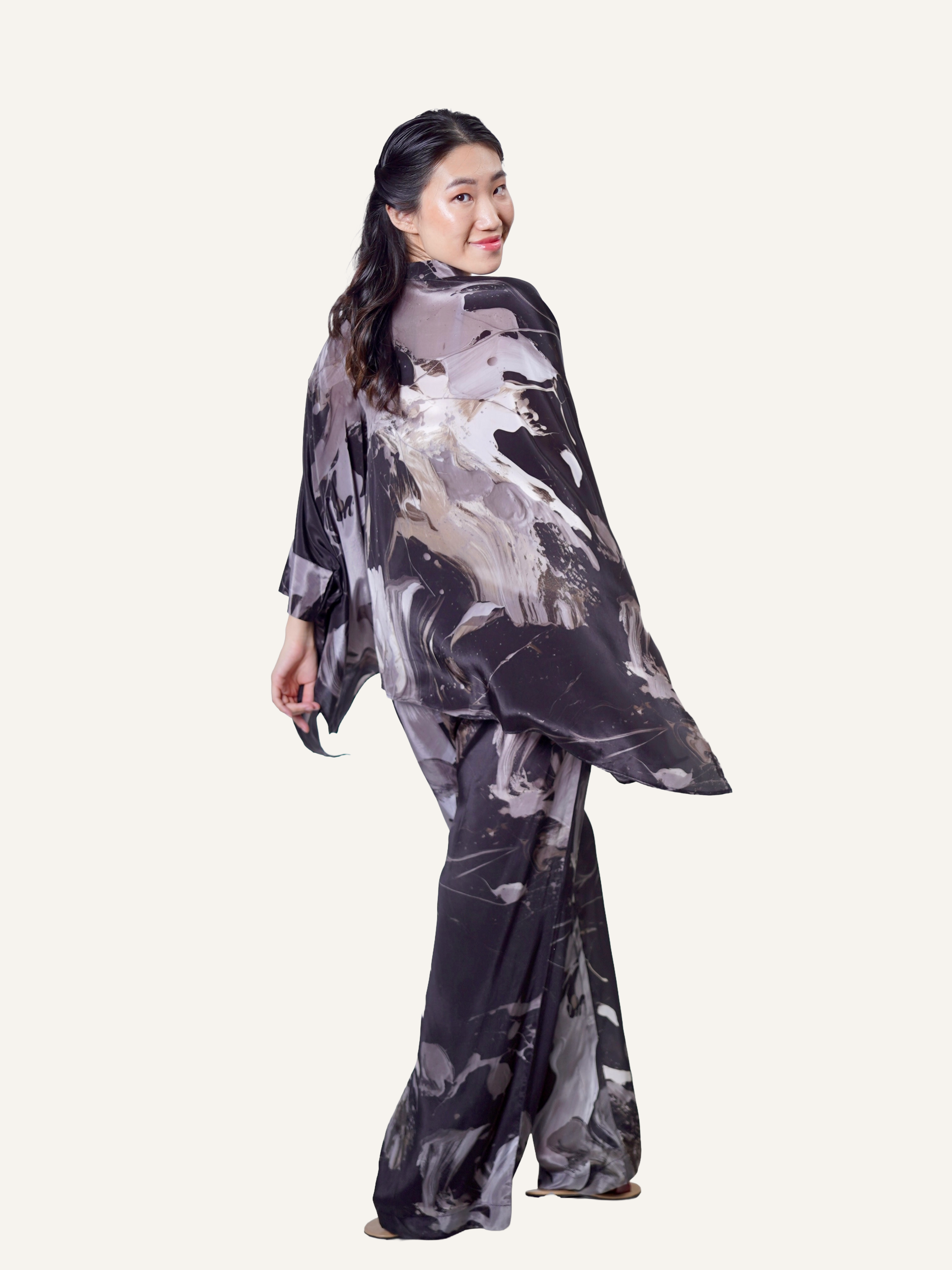 Black Grey Pollock in Crêpe de Chine