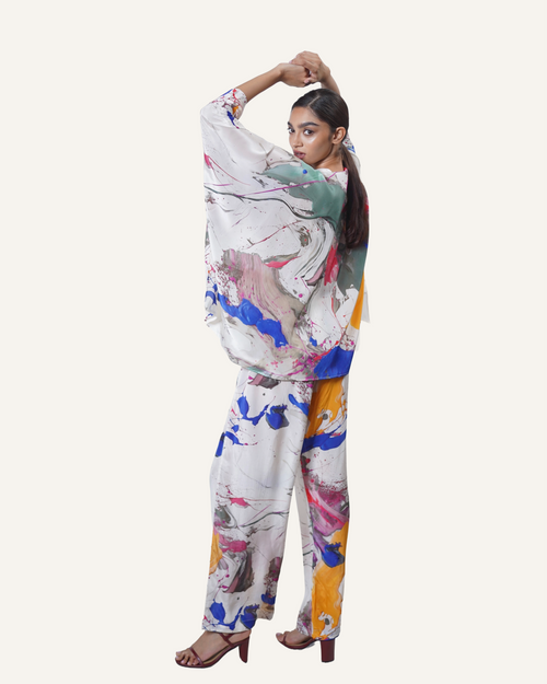 Ivory Cobalt Pollock in Crêpe de Chine