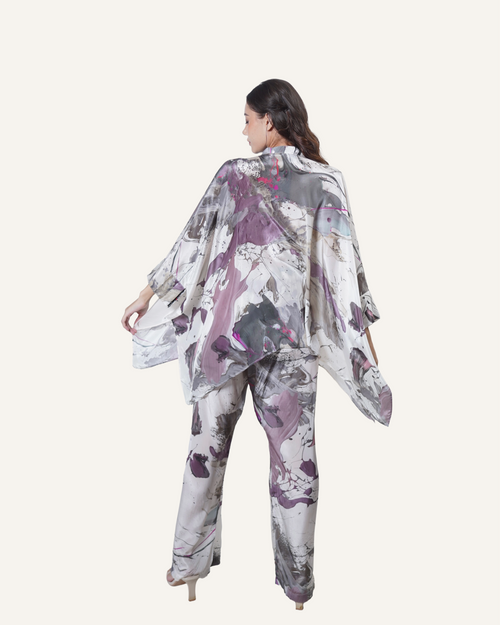 Ivory Plum Pollock in Crêpe de Chine