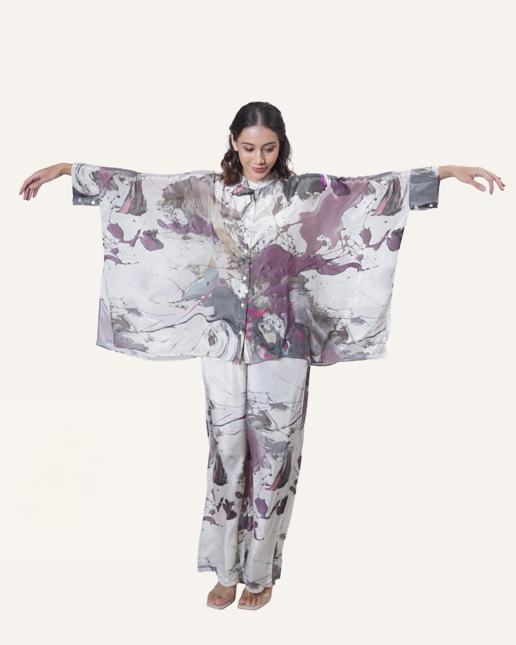 Ivory Plum Pollock in Crêpe de Chine