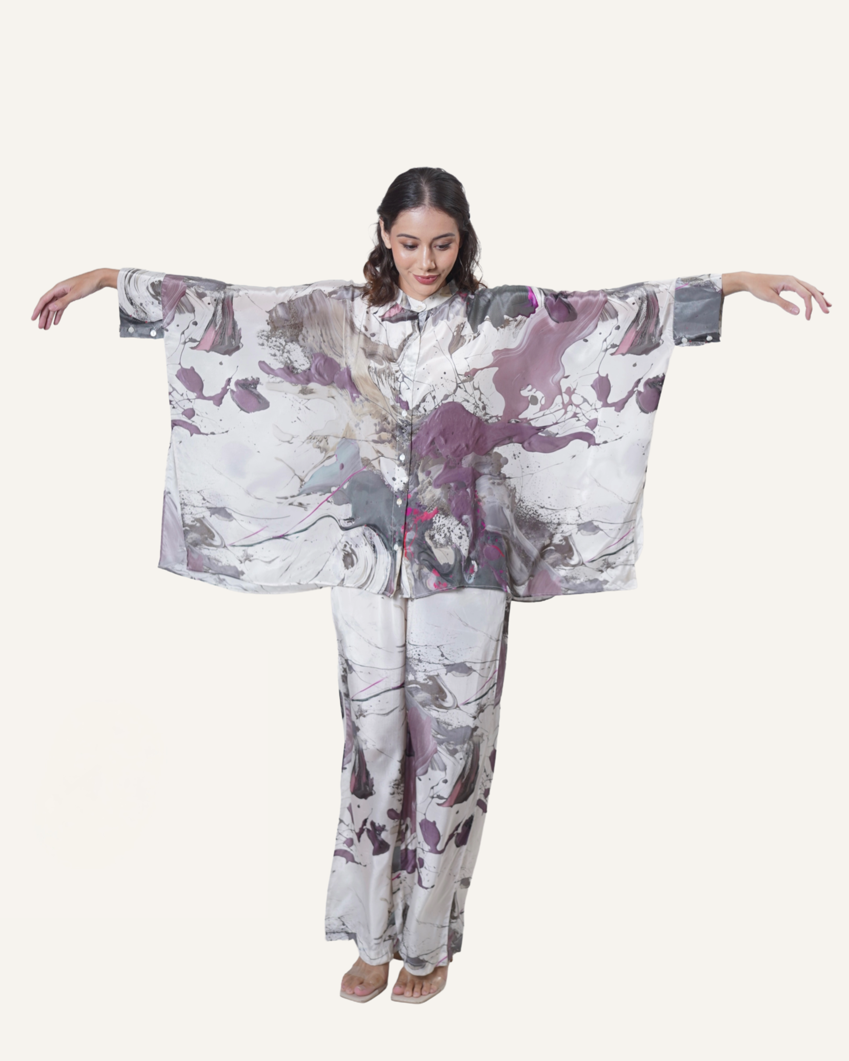 Ivory Plum Pollock in Crêpe de Chine