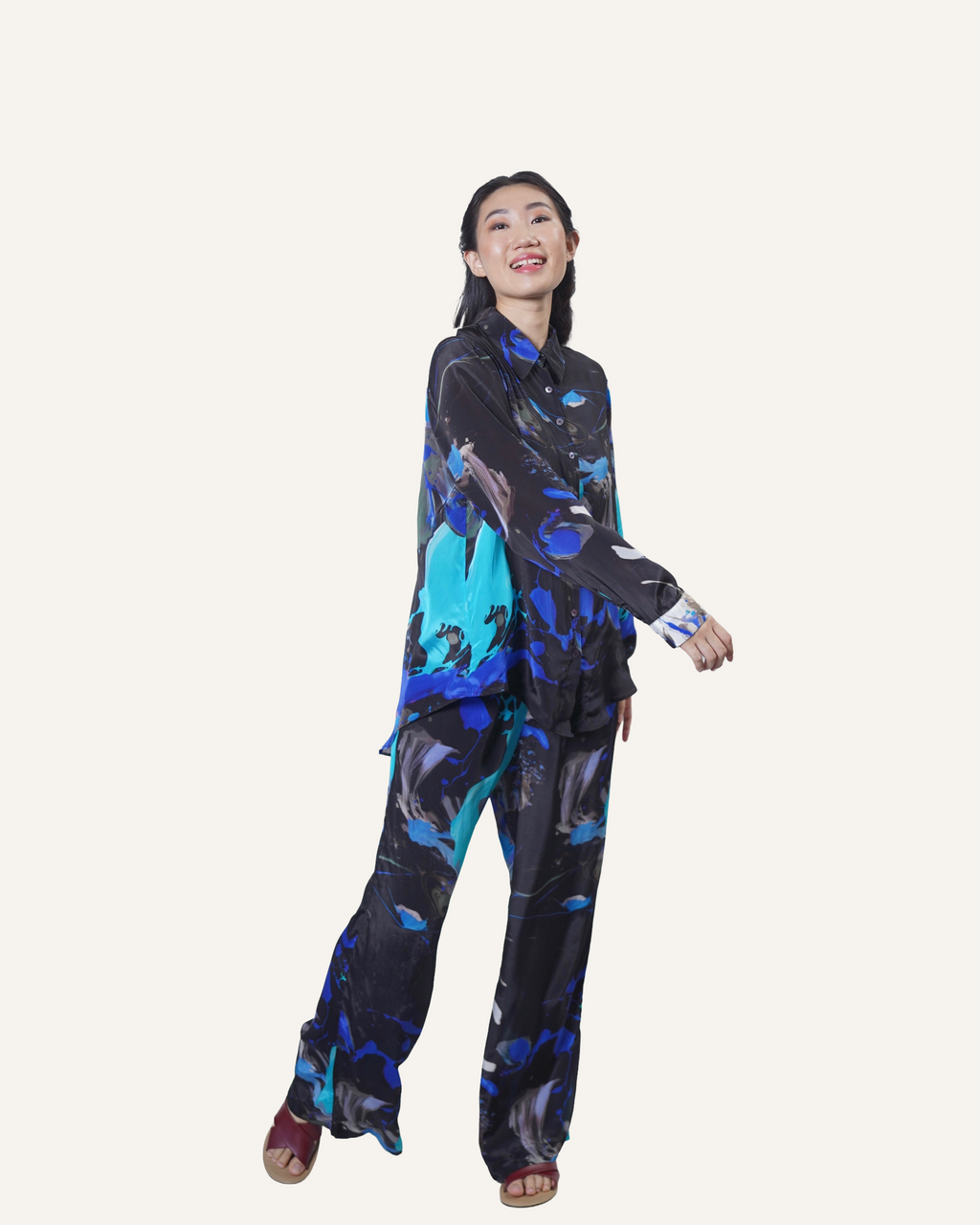 Black Azure Pollock in Crêpe de Chine