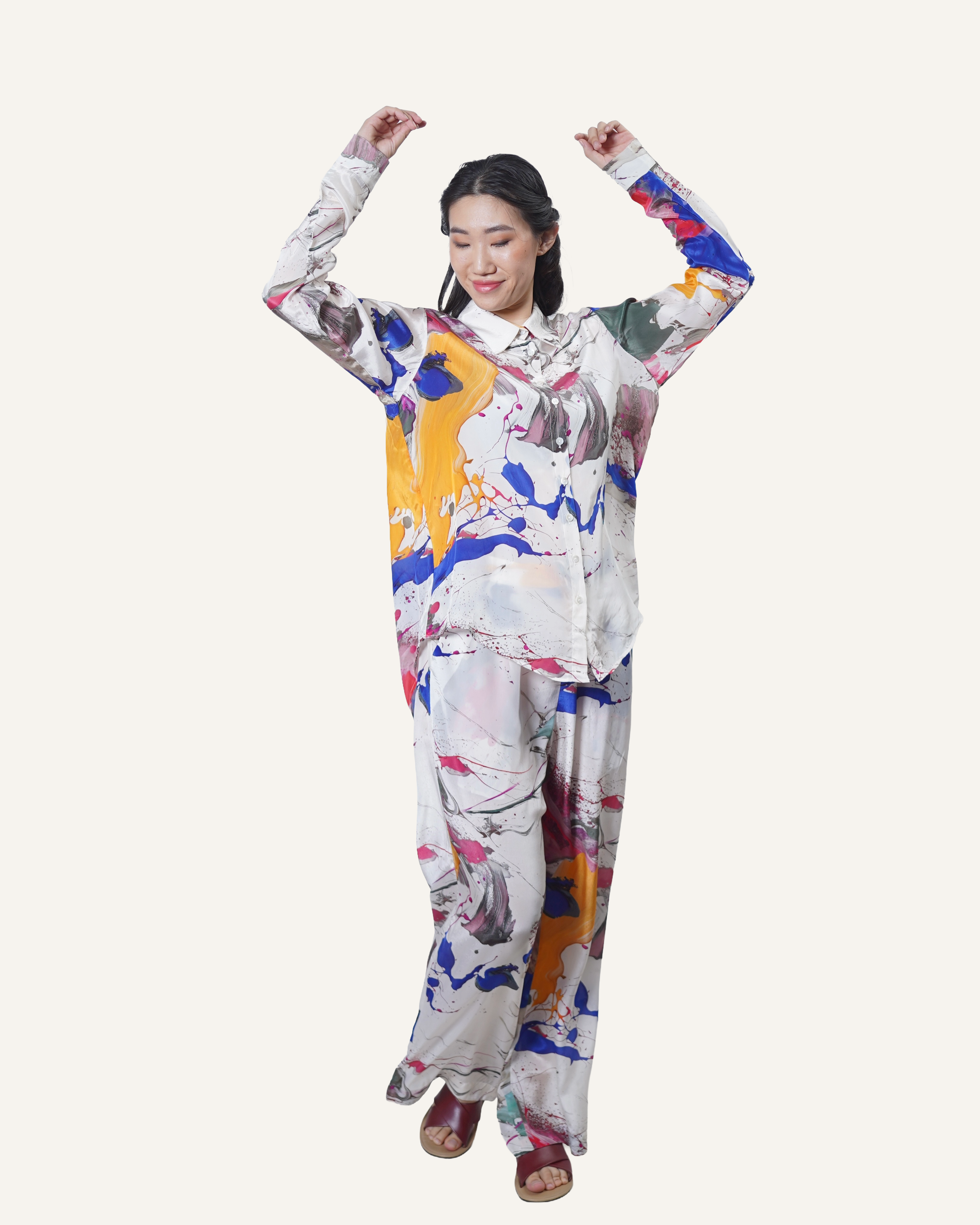 Ivory Cobalt Pollock in Crêpe de Chine